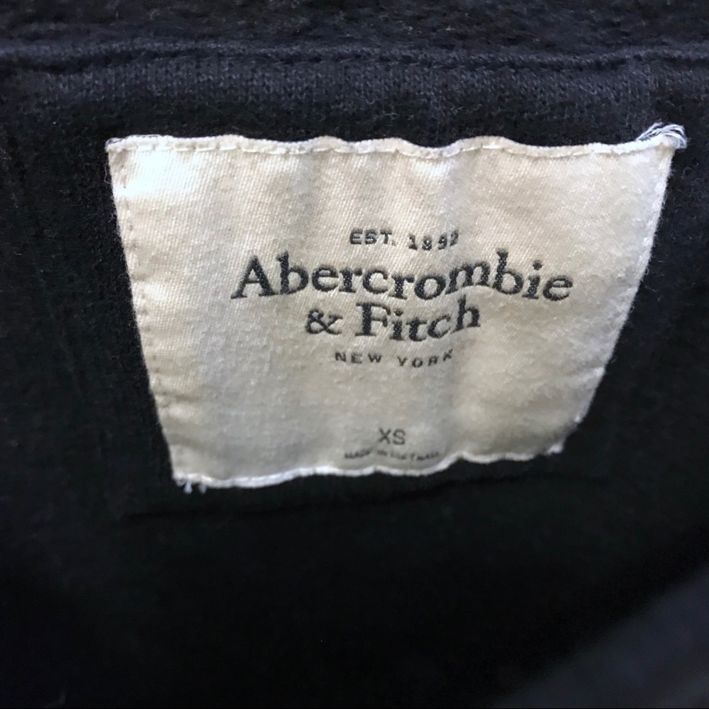 Pullover sweatshirt - Picture 2 of 2